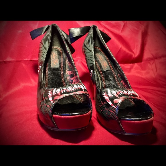 Iron Fist Shoes - Iron Fist Heels, Size 8